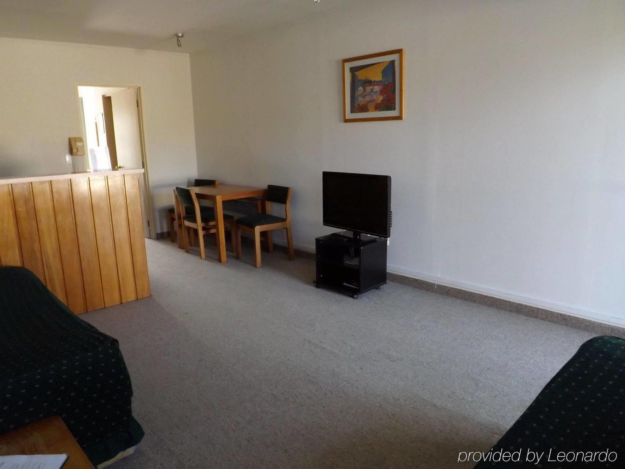 Karaka Tree Motel Taupo Zewnętrze zdjęcie
